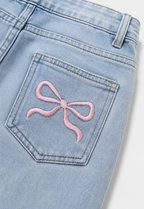 Damenjeans mit niedriger Leibhöhe, weitem Bein und langer Passform – Kerstin