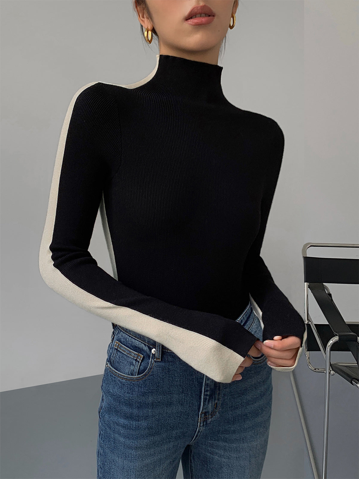 Langärmeliger Strickpullover mit hohem Kragen – Maren