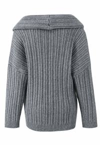 Damenpullover mit asymmetrischem Ausschnitt und freiliegender Schulter – Séverine