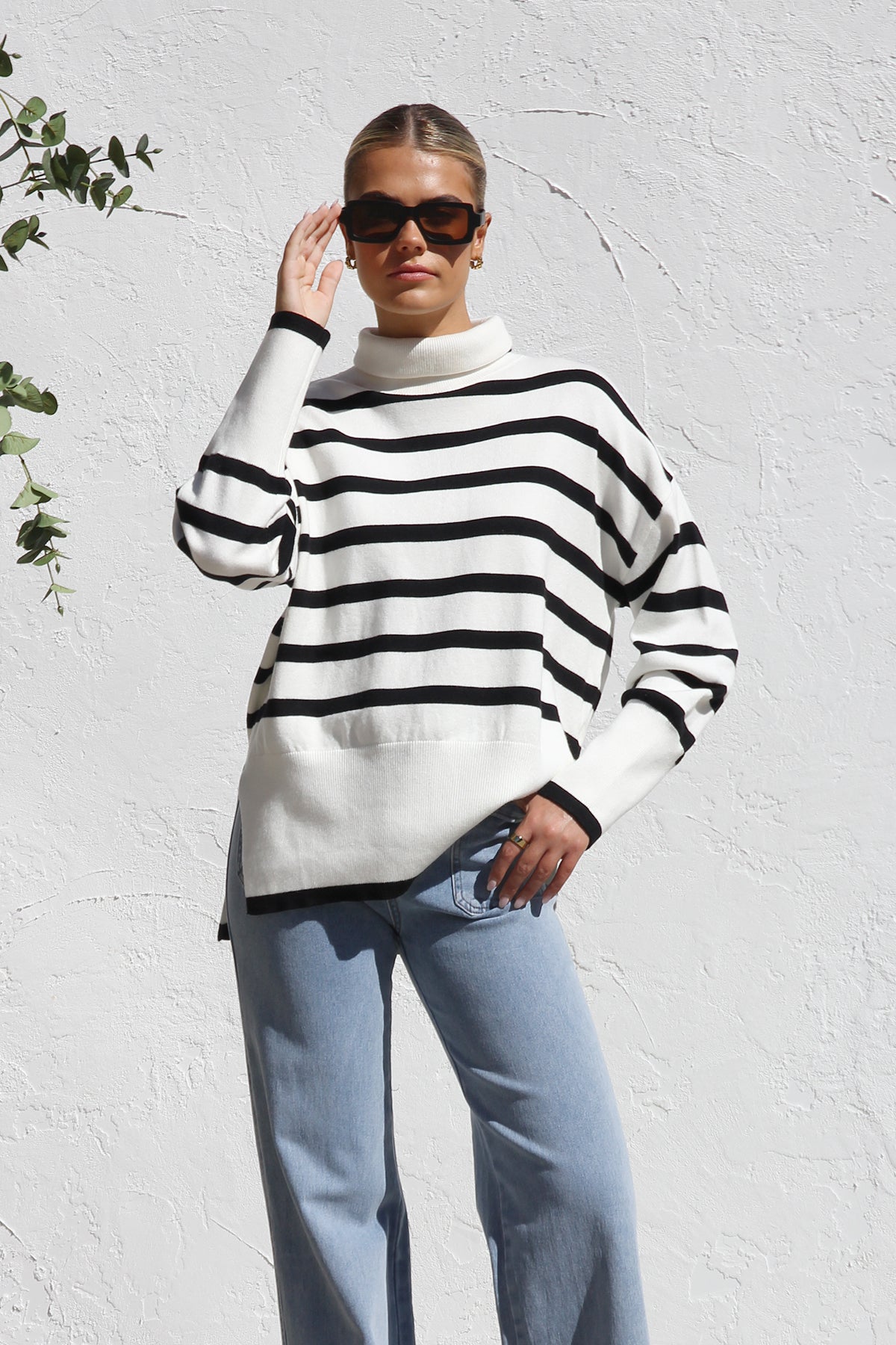 Oversize-Strickpullover für Damen mit Streifen und hohem Kragen – Runa