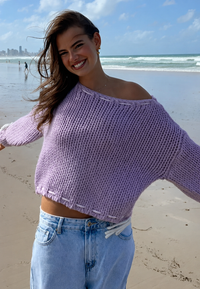 Dickstrick-Pullover für Damen mit U-Boot-Ausschnitt und Schleifen – Léonie