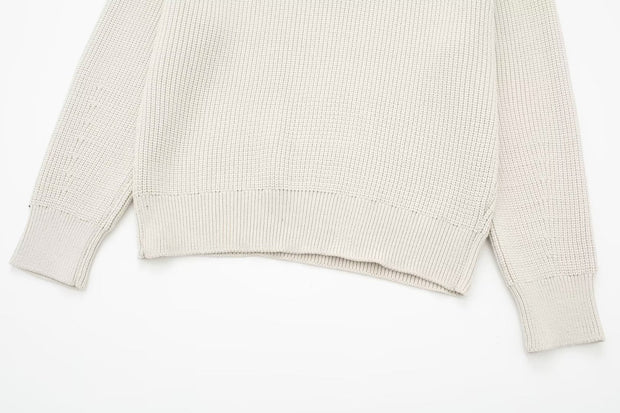 Damenpullover mit Streifen, halbem Reißverschluss und Stehkragen – Holly