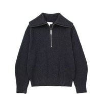 Damenpullover mit Streifen, halbem Reißverschluss und Stehkragen – Holly