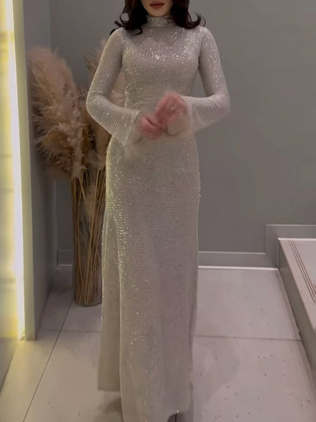Fenra - Robe à paillettes et plumes cousues