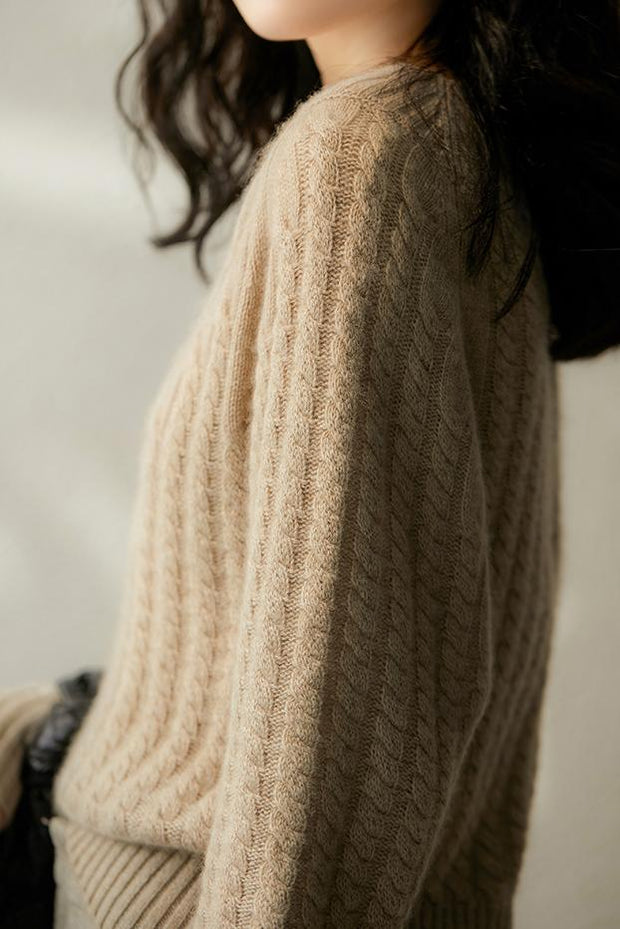 Maly Pull tricoté à col en V