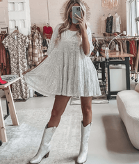 Melia - Robe à paillettes élégante et amincissante