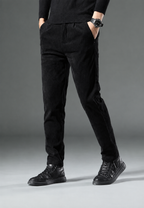 Herren-Cordhose mit Bundfalten und Seitentaschen – Corvin