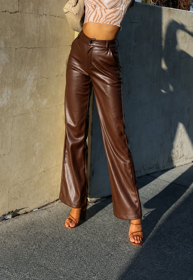 Damenhose in Lederoptik, gerader Schnitt, hoher Bund – Amandine