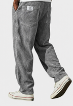 Herren-Cordhose in lockerer Passform mit Taschen – Bastian