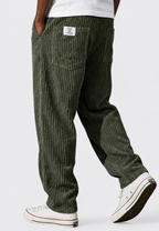 Herren-Cordhose in lockerer Passform mit Taschen – Bastian