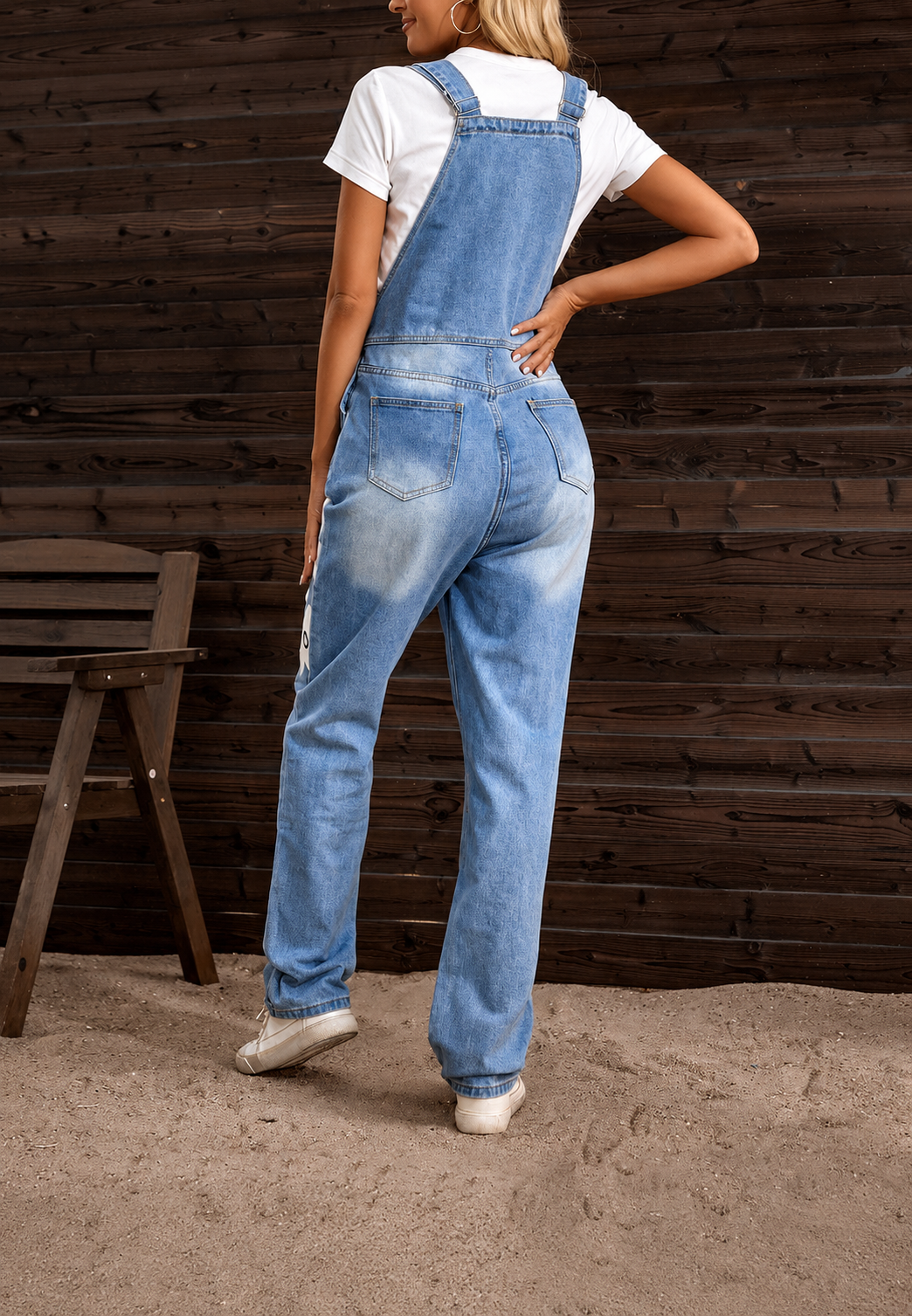 Damen-Jeanslatzhose mit Blumenmuster – Wendy