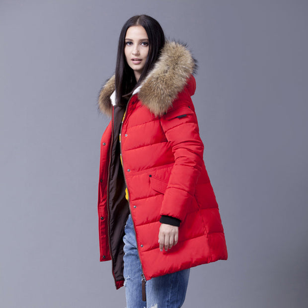 Doudoune Longue Chic avec Capuche "Chaleur Élégante"