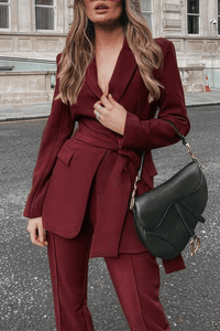 Costume deux pièces pour femme : blazer avec ceinture et pantalon droit - Camilla