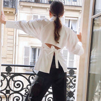 Daisy - Chemisier à nouer dans le dos avec découpe