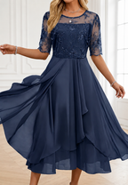 Midi-Kleid für Damen mit Blumen-Spitze und ellbogenlangen Ärmeln – Rhonda