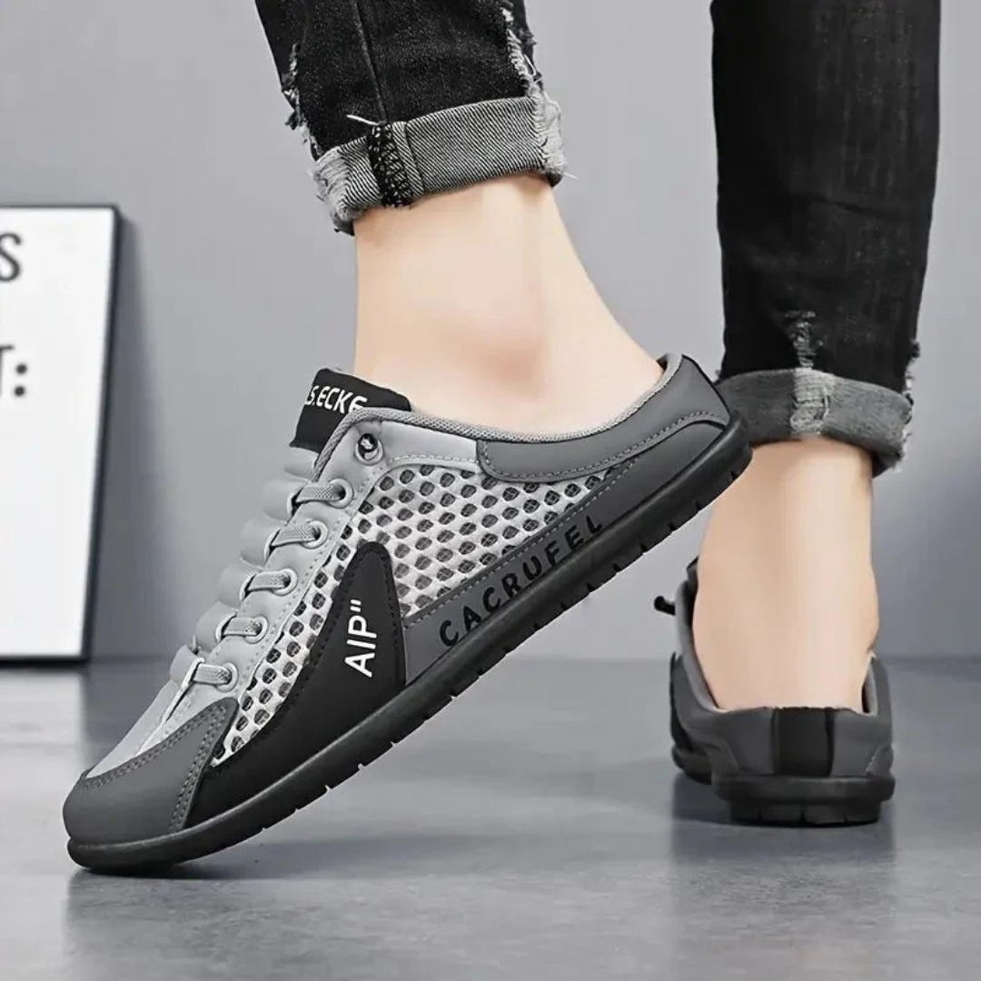 Herren-Sneaker mit perforierten Einsätzen und Schnürung – Elias